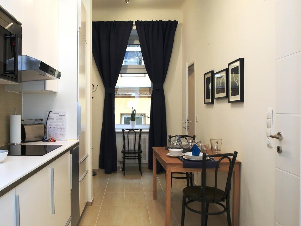 Flatprovider Comfort Eduard Apartment - Contactless Check In Wiedeń Pokój zdjęcie