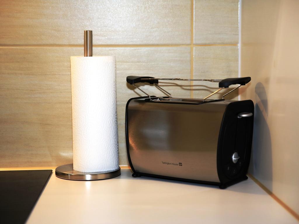 Flatprovider Comfort Eduard Apartment - Contactless Check In Wiedeń Pokój zdjęcie